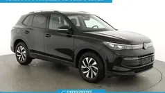 Grenadill schwarz metallic Neu 2025 VW Tiguan Life SUV | 40.895 € (Fairer Preis)