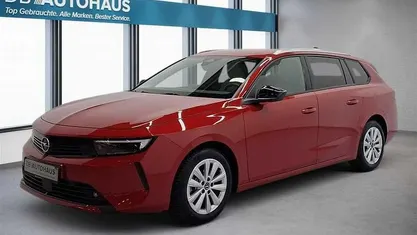 Gebraucht 2024 Opel Astra Business Elegance Kombi | 19.580 € (Superpreis)