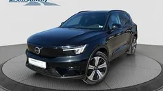 Onyx black (schwarz) Gebraucht 2022 Volvo XC40 Core SUV | 28.940 € (Fairer Preis)