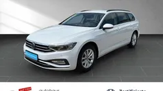 Gebraucht 2023 VW Passat IQ Drive Kombi | 33.975 € (Guter Preis)