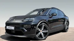 Schwarz Neu 2025 Porsche Macan 4 Electric SUV | 119.384 €