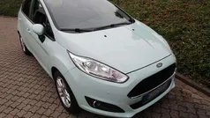 Aquamarin grün Gebraucht 2016 Ford Fiesta Celebration Kleinwagen | 7.900 € (Fairer Preis)