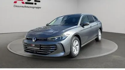 Grau Gebraucht 2025 VW Passat Elegance Kombi | 38.890 € (Fairer Preis)