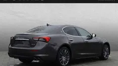 Grau (grigio maratea) Gebraucht 2021 Maserati Ghibli Coupé | 54.895 € (Fairer Preis)