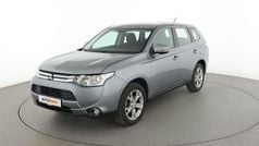 Grau Gebraucht 2015 Mitsubishi Outlander Classic Collection SUV | 12.220 € (Fairer Preis)