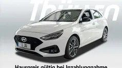 Weiß Neu 2025 Hyundai i30 Advantage Limousine | 23.480 € (Fairer Preis)