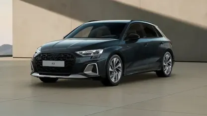 Gebraucht Audi A3 Ambiente 204 PS (150 kW) 2025 Manhattangrau metallic Limousine