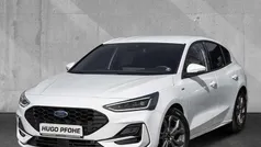 Frozen white uni Gebraucht 2024 Ford Focus ST-Line X Limousine | 25.489 € (Fairer Preis)