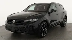 Grenadill schwarz metallic Neu 2025 VW Touareg R-line SUV | 83.445 € (Fairer Preis)