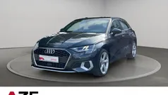 Grau Gebraucht 2021 Audi A3 Sportback Advanced Limousine | 25.780 € (Fairer Preis)