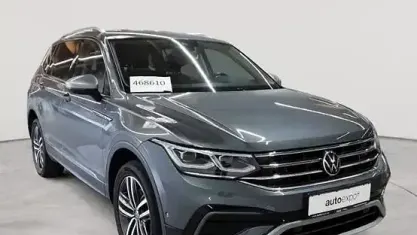 Gebraucht VW Tiguan Allspace Elegance 245 PS (180 kW) 2023 Platinum grey metallic SUV