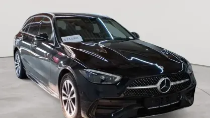 Gebraucht Mercedes C300e AMG 204 PS (150 kW) 2023 Schwarz Kombi