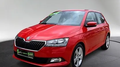 Corridarot Gebraucht 2021 Skoda Fabia Cool Plus Kleinwagen | 14.400 € (Etwas zu teuer)