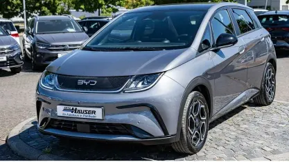 Neu BYD Dolphin Design 150 kW (204 PS) 2026 Grau Kleinwagen