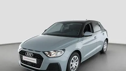 Grau Gebraucht 2025 Audi A1 Sportback Advanced Kleinwagen | 24.750 € (Fairer Preis)