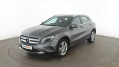 Grau Gebraucht 2016 Mercedes GLA180 Urban SUV | 17.660 € (Fairer Preis)