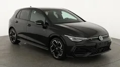Gebraucht 2025 VW Golf VIII R-line Limousine | 33.245 € (Fairer Preis)