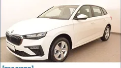 Weiß Gebraucht 2025 Skoda Scala Essence Kleinwagen | 20.870 € (Guter Preis)