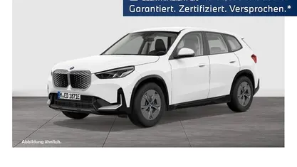 Weiß Gebraucht 2023 BMW iX1 Performance SUV | 34.490 € (Guter Preis)