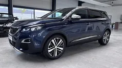 Schwarz metallic Gebraucht 2017 Peugeot 5008 GT Van / Kleinbus | 21.880 € (Teuer)