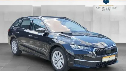Gebraucht Skoda Octavia Selection 150 PS (110 kW) 2025 Schwarz Kombi