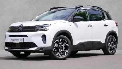 Neu Citroën C5 Aircross 224 PS (164 kW) 2025 Okenitweiß SUV