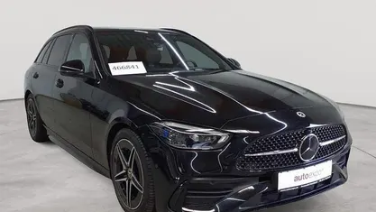 Gebraucht Mercedes C220 AMG line 200 PS (147 kW) 2023 Obsidianschwarz metallic Kombi