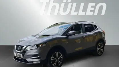 Używany Nissan Qashqai Acenta 140 KM (102 kW) 2020 Szary SUV