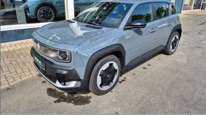 Gebraucht Renault 4 E-Tech Evolution 89 kW (122 PS) 2026 Grau SUV