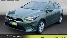 Experience green m Neu 2025 Kia Ceed Comfort Limousine | 20.990 € (Guter Preis)