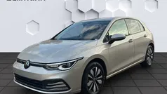 Silber Gebraucht 2024 VW Golf VIII Move Limousine | 24.878 € (Superpreis)