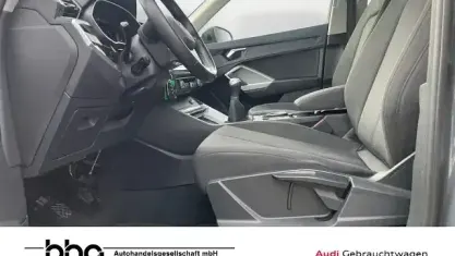 Second-hand Audi Q3 Basis 150 CP (110 kW) 2024 Gri SUV
