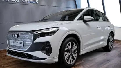Gebraucht Audi Q4 e-tron Ambiente 194 kW (265 PS) 2024 Weiß SUV