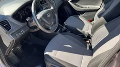 Star dust Gebraucht 2020 Hyundai i20 Trend Kleinwagen | 12.390 € (Guter Preis)