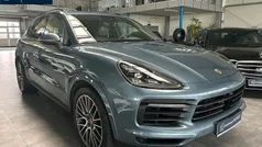 Blau Gebraucht 2018 Porsche Cayenne SUV | 57.899 € (Teuer)