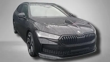 Gebraucht 2025 Skoda Superb SportLine Kombi | 52.390 € (Fairer Preis)