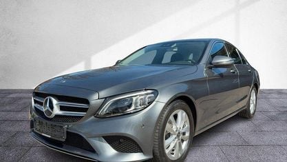 Gebraucht Mercedes C180 Avantgarde 156 PS (114 kW) 2019 Selenitgrau  metalliclack Limousine