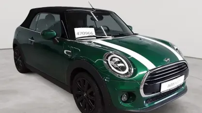 Gebraucht Mini Cooper Cabriolet 136 PS (100 kW) 2020 British racing green metallic Cabrio