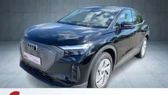 Mythosschwarz metallic Gebraucht 2022 Audi Q4 Sportback e-tron Comfort SUV | 28.760 € (Fairer Preis)