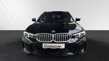 Gebraucht BMW 330 M Sport 245 PS (180 kW) 2024 Kombi