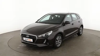 Gebraucht 2017 Hyundai i30 Premium Limousine | 11.720 € (Fairer Preis)