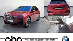 Aventurinrot metallic Gebraucht 2022 BMW iX Performance SUV | 57.520 € (Guter Preis)