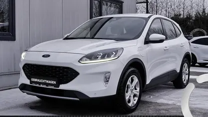 Gebraucht Ford Kuga Cool & Connect 224 PS (164 kW) 2022 Weiß SUV