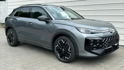 Neu VW T-Roc R-line 150 PS (110 kW) 2026 Wolf grey metallic SUV