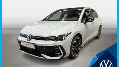 Gebraucht VW Golf VIII R-line 150 PS (110 kW) 2025 Limousine