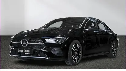 Gebraucht Mercedes CLA200 163 PS (119 kW) 2024 Unilack nachtschwarz Coupé