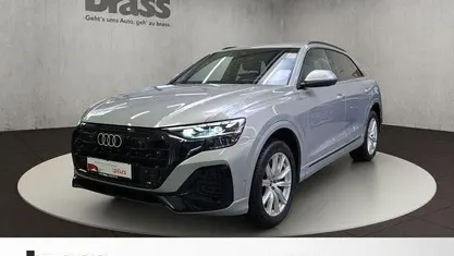Satellitsilber metallic Gebraucht 2025 Audi Q8 Ambiente SUV | 64.400 € (Superpreis)