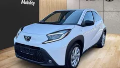 Schneeweiß Gebraucht 2025 Toyota Aygo Kleinwagen | 18.790 € (Fairer Preis)