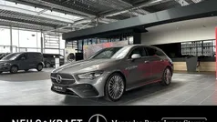 Grau Gebraucht 2024 Mercedes CLA250 Shooting Brake AMG Kombi | 40.450 €