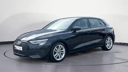 Gebraucht Audi A3 Ambiente 110 PS (80 kW) 2021 Schwarz Limousine